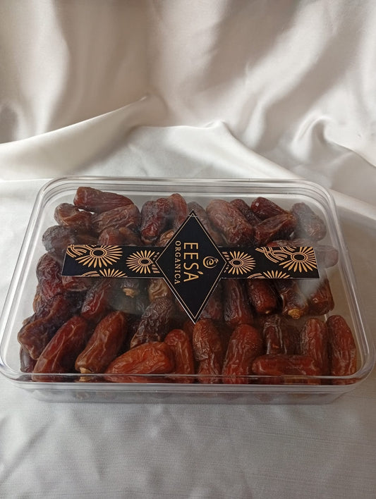 Premium Mabroom Dates | 100% Natural, Fresh & Handpicked